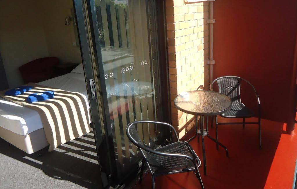 Kingsford Riverside Inn Μπρίσμπεϊν Εξωτερικό φωτογραφία
